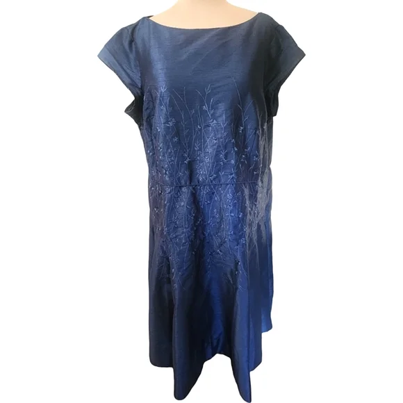 WAYWARD FANCIES eShakti Floral Vine Embroidered Dupioni Dress - Size 4X - Picture 4 of 12